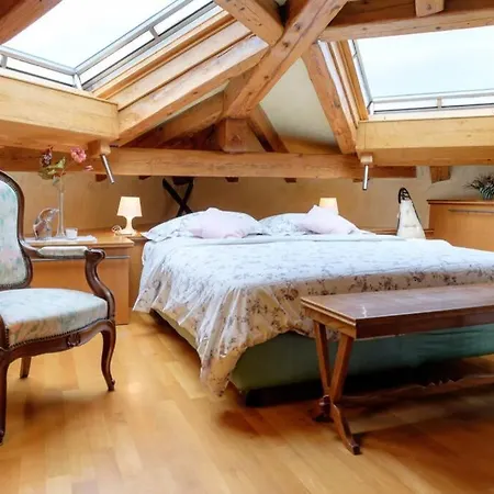 6 Ponterosso - Luxury Attic *