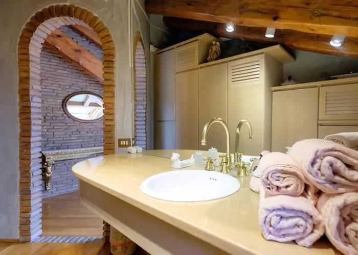 6 Ponterosso - Luxury Attic * Trieste