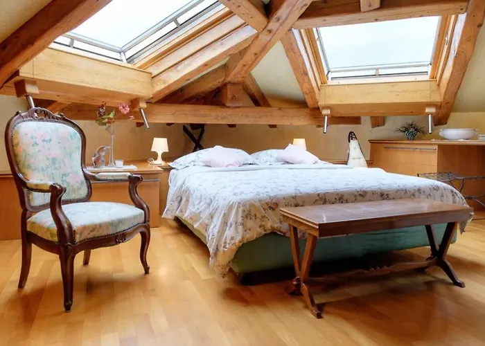 6 Ponterosso - Luxury Attic *